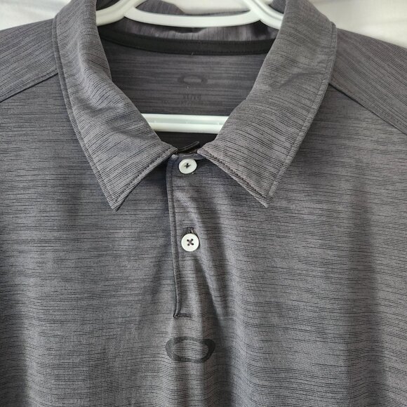 Oakley Men's Golf Shirt XL Grey Performance Two Button Polo - Picture 6 of 6
